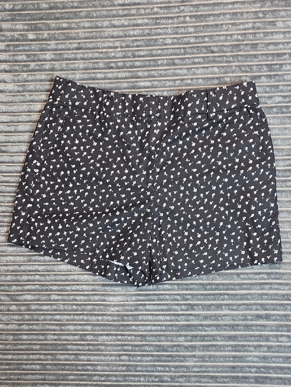 LOFT Black Shorts with Small White Floral Print